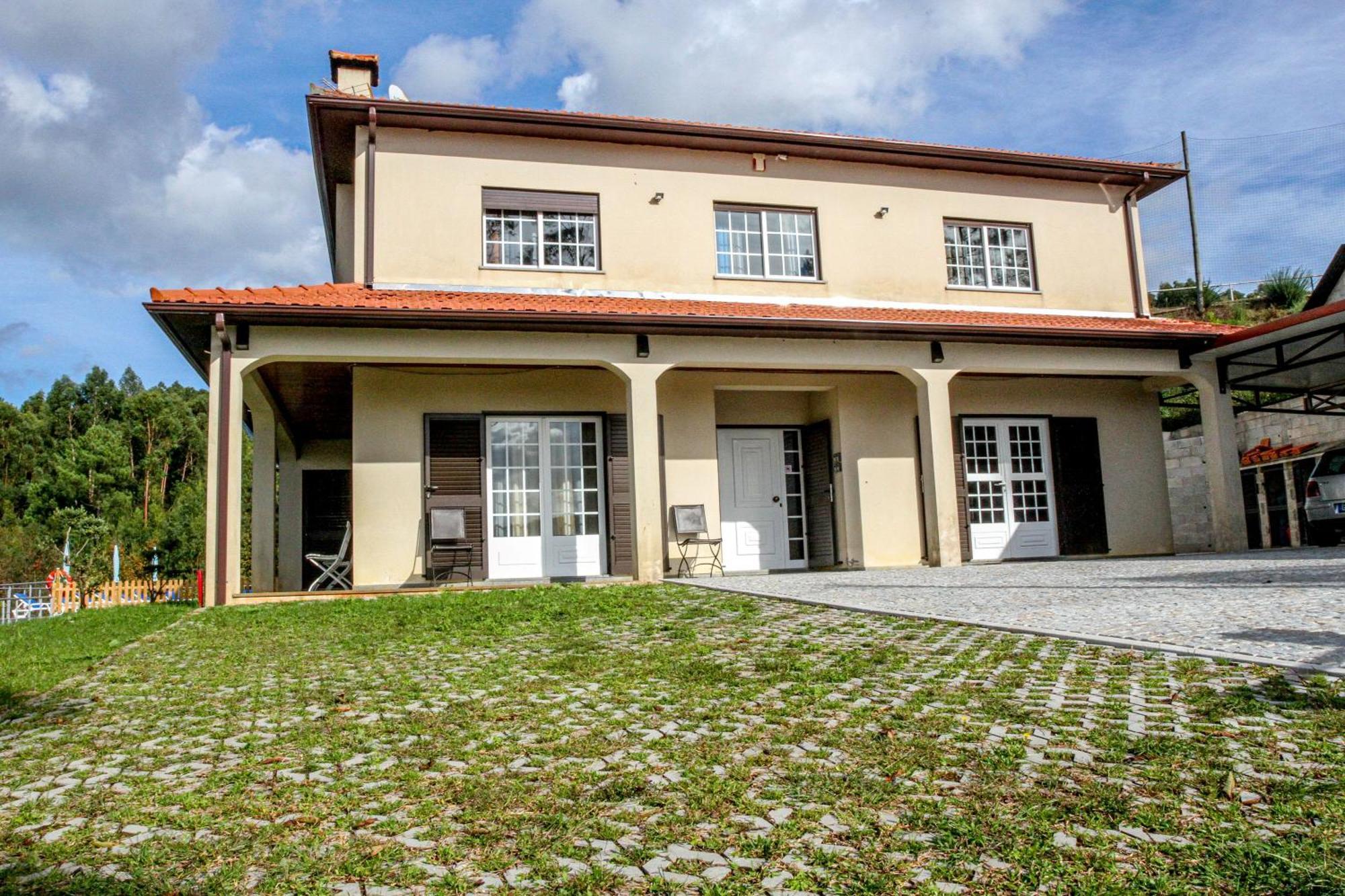 Martins House Quartos Arouca Exterior photo